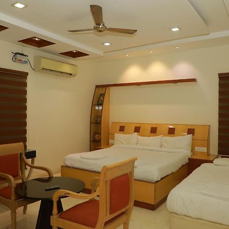 Hill View Paradise - 2Bhk'S & Rooms - A Golden Group Of Premium Home Stays - Tirupati Luaran gambar