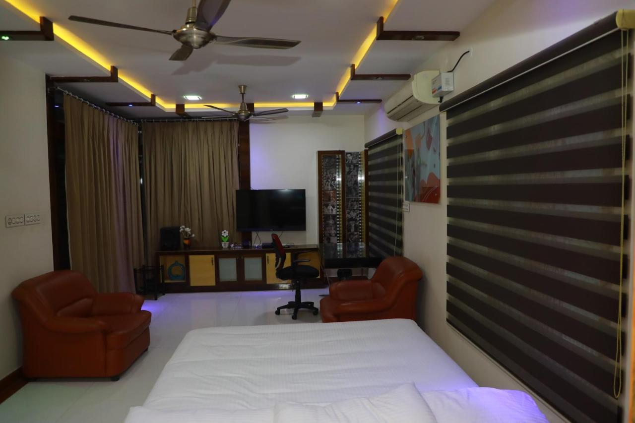 Hill View Paradise - 2Bhk'S & Rooms - A Golden Group Of Premium Home Stays - Tirupati Luaran gambar