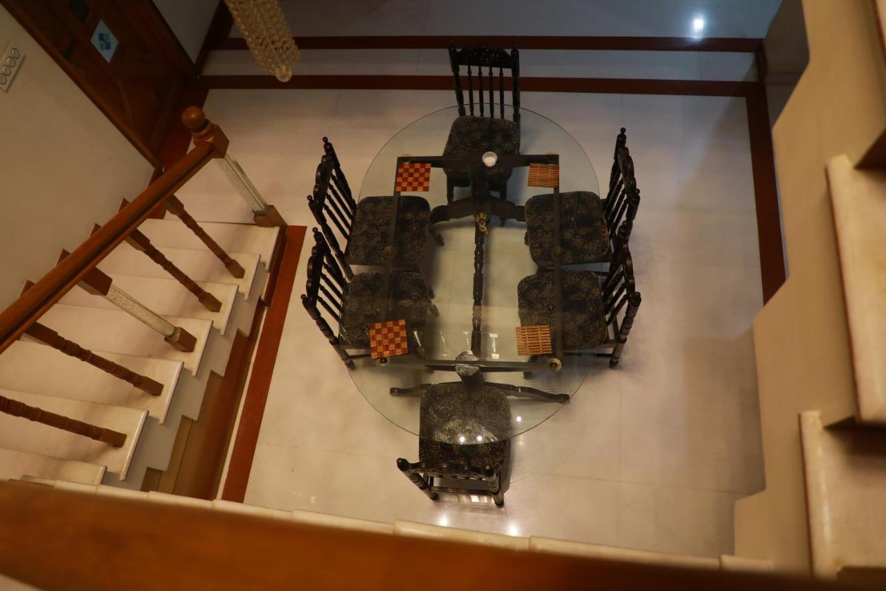 Hill View Paradise - 2Bhk'S & Rooms - A Golden Group Of Premium Home Stays - Tirupati Luaran gambar